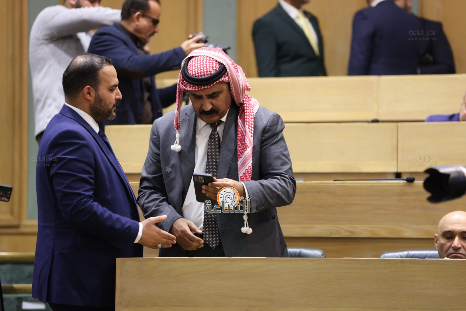 Madar Al-Saa Images 0.8373730088932071