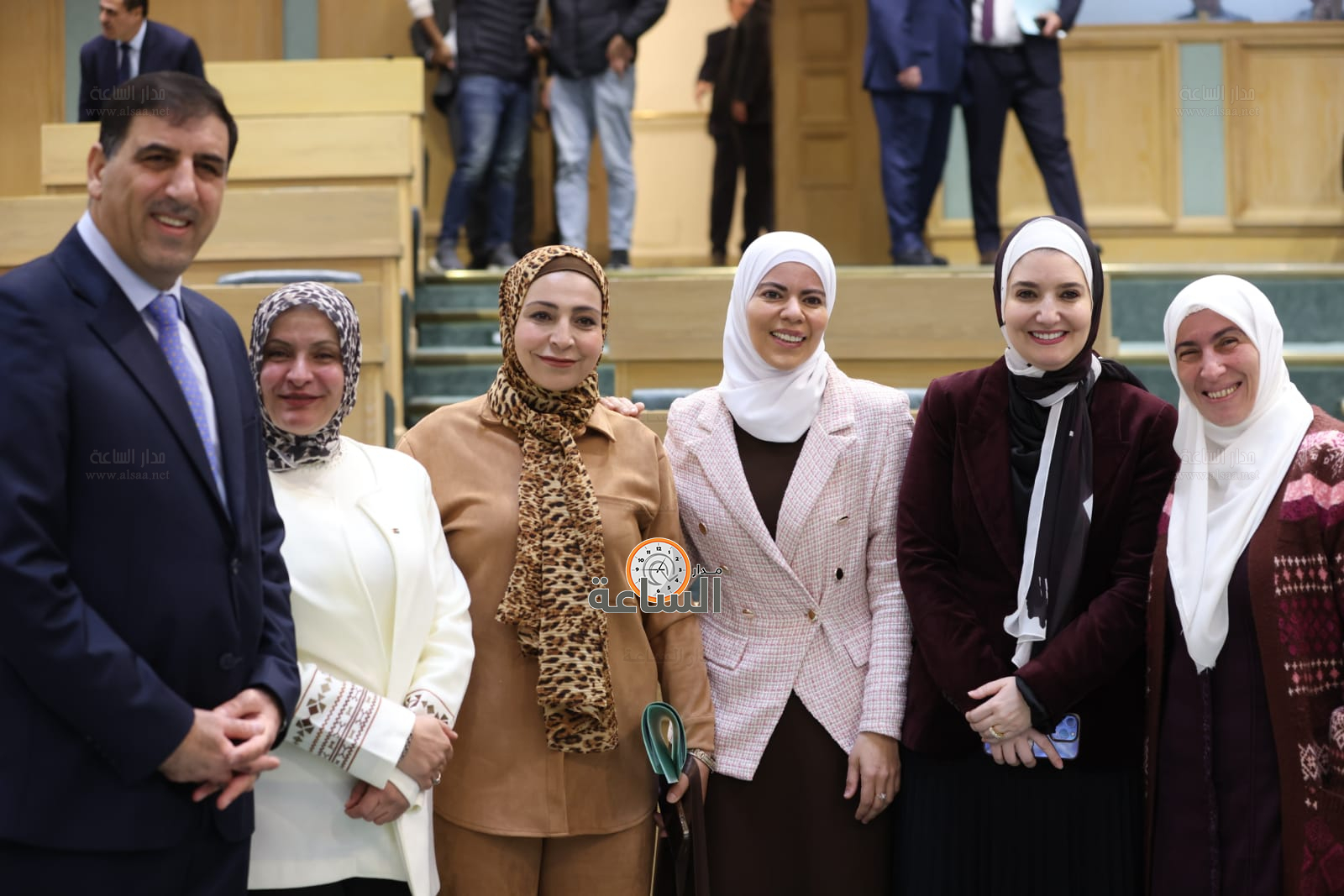 Madar Al-Saa Images 0.8424277902022607