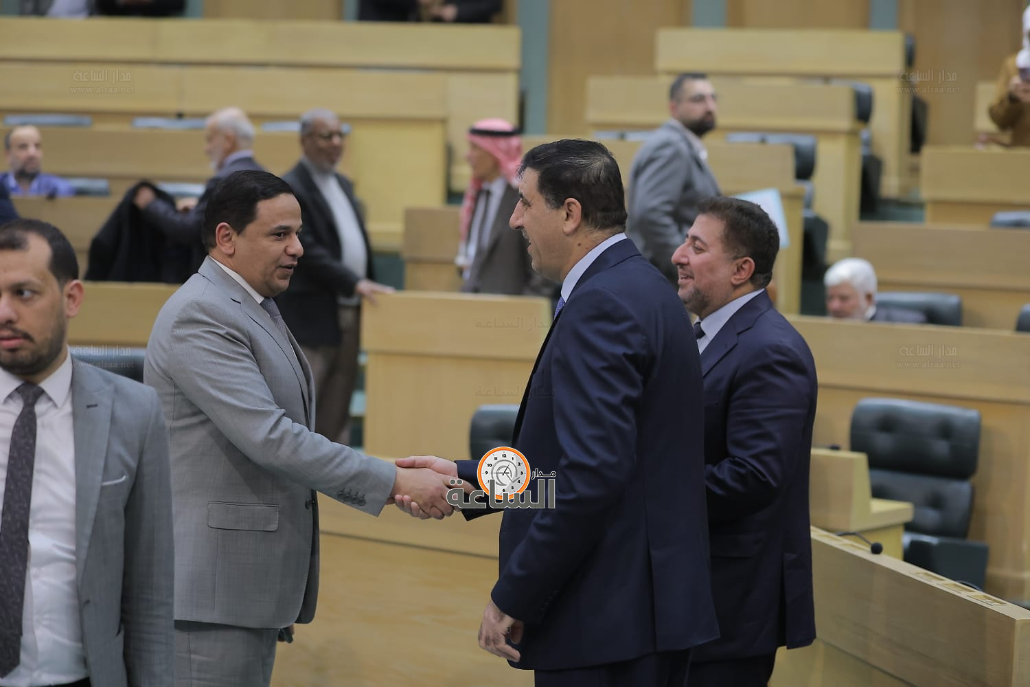 Madar Al-Saa Images 0.9040410273866536