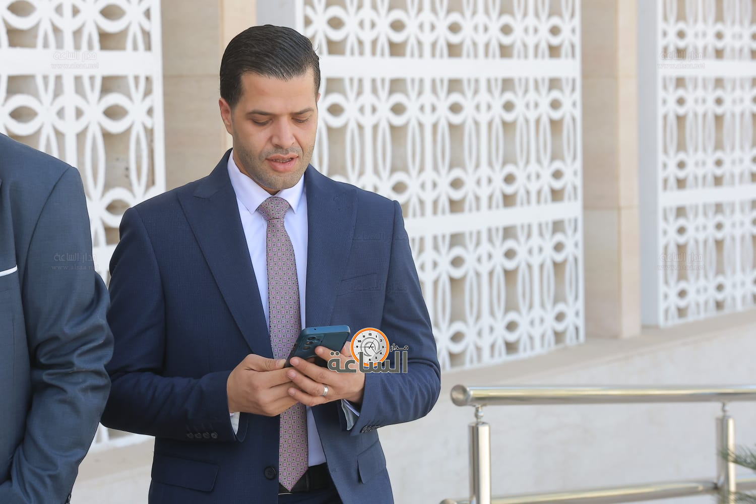 Madar Al-Saa Images 0.4849407150080731