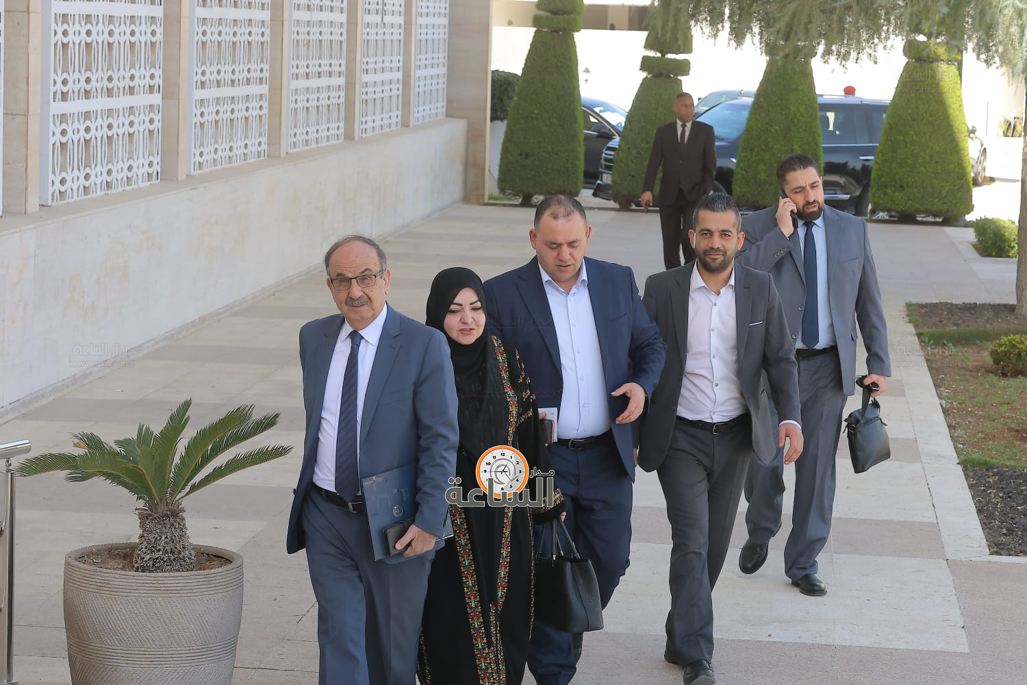 Madar Al-Saa Images 0.4728531369164556