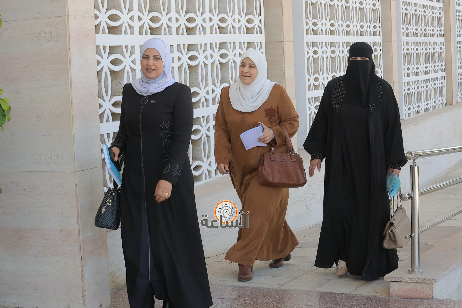 Madar Al-Saa Images 0.49407963889388806