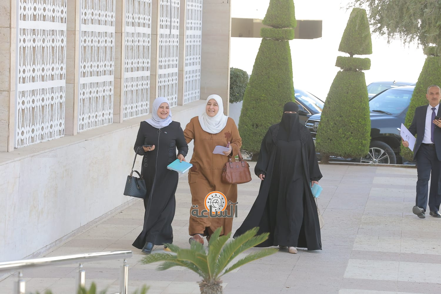 Madar Al-Saa Images 0.42690666982232617