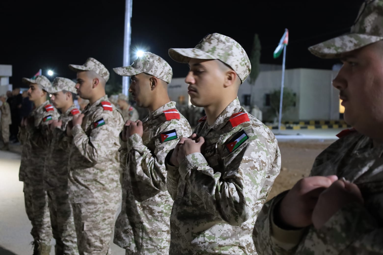 Madar Al-Saa Images 0.7546422748330281