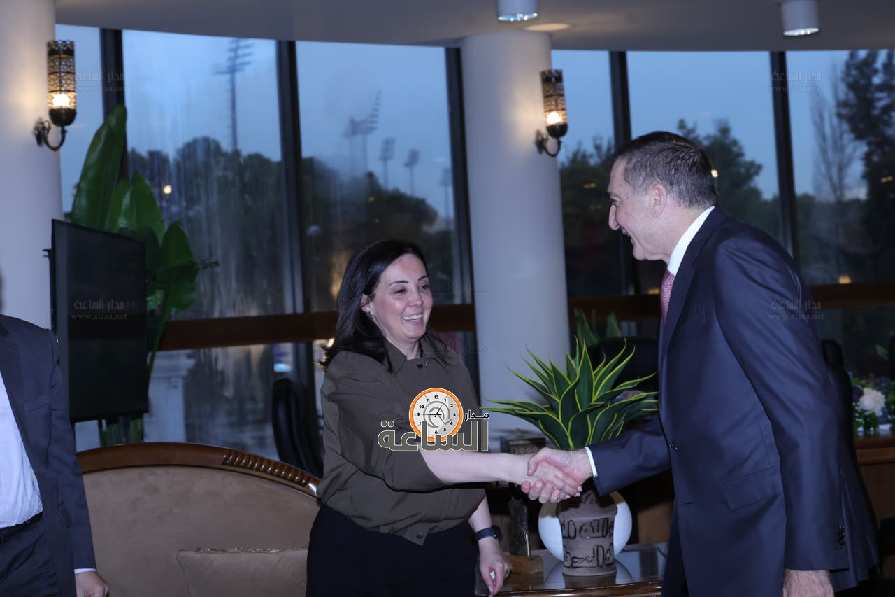 Madar Al-Saa Images 0.6512399486099893