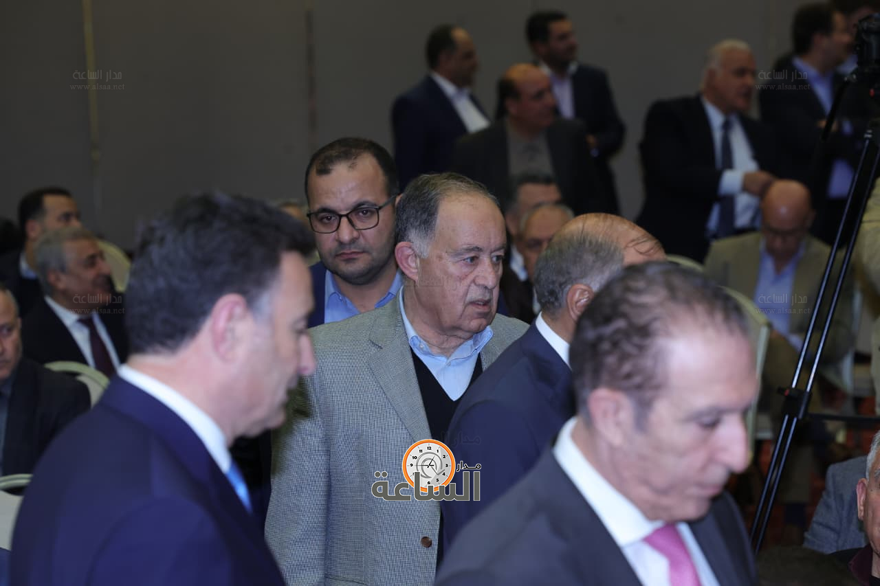 Madar Al-Saa Images 0.7538472759050082