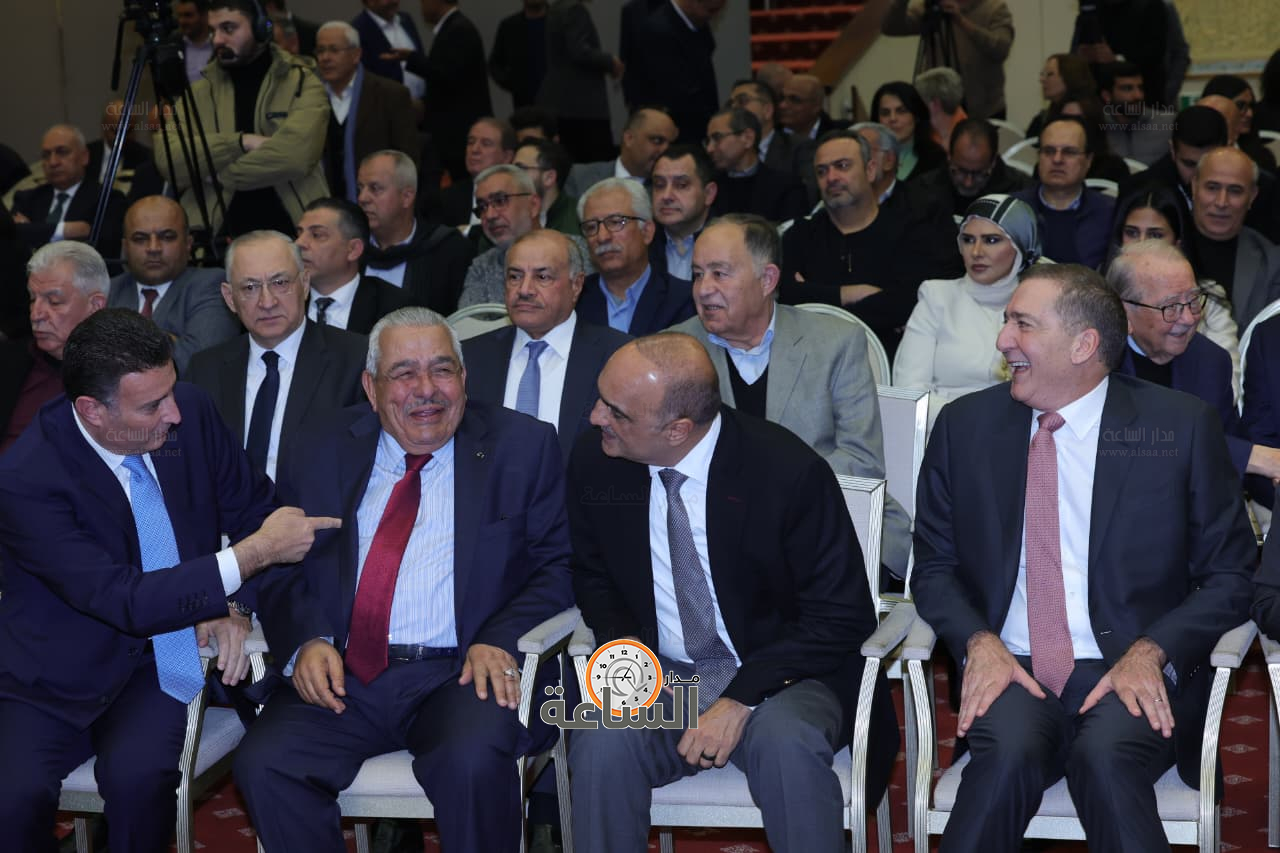 Madar Al-Saa Images 0.14366587477183557