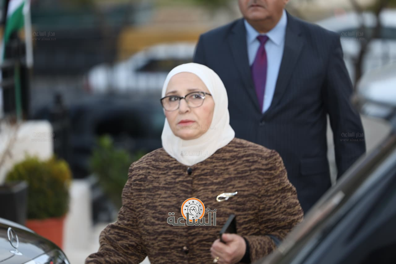 Madar Al-Saa Images 0.765678402388426