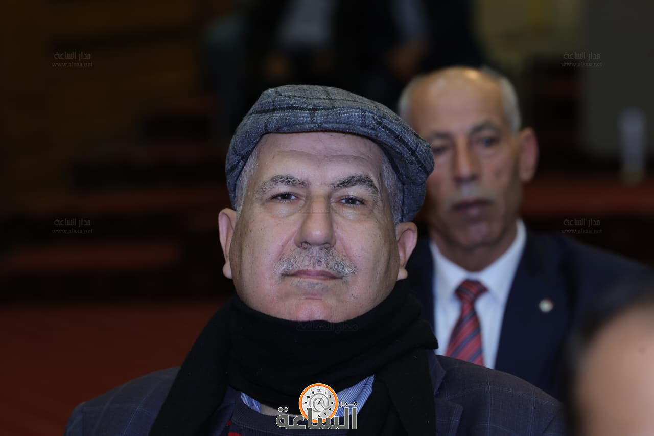 Madar Al-Saa Images 0.8127134345880634