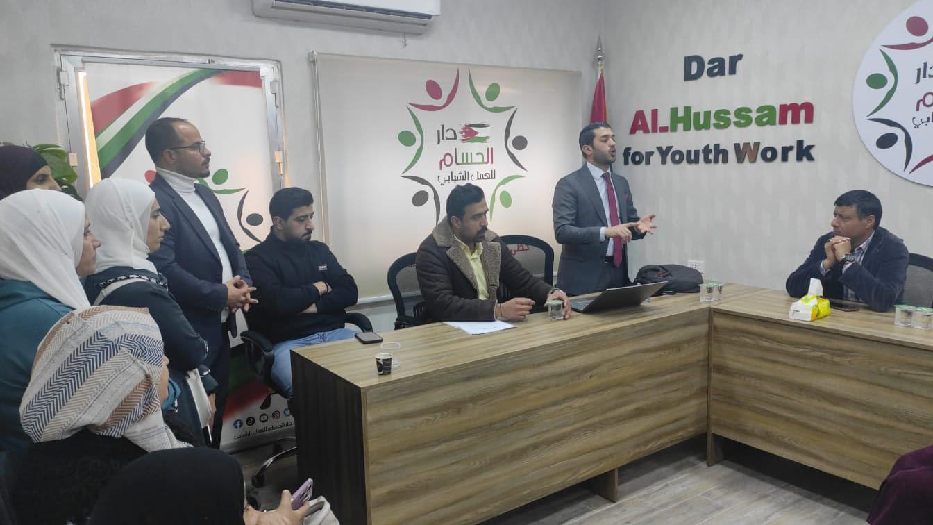 Madar Al-Saa Images 0.9917629673471802