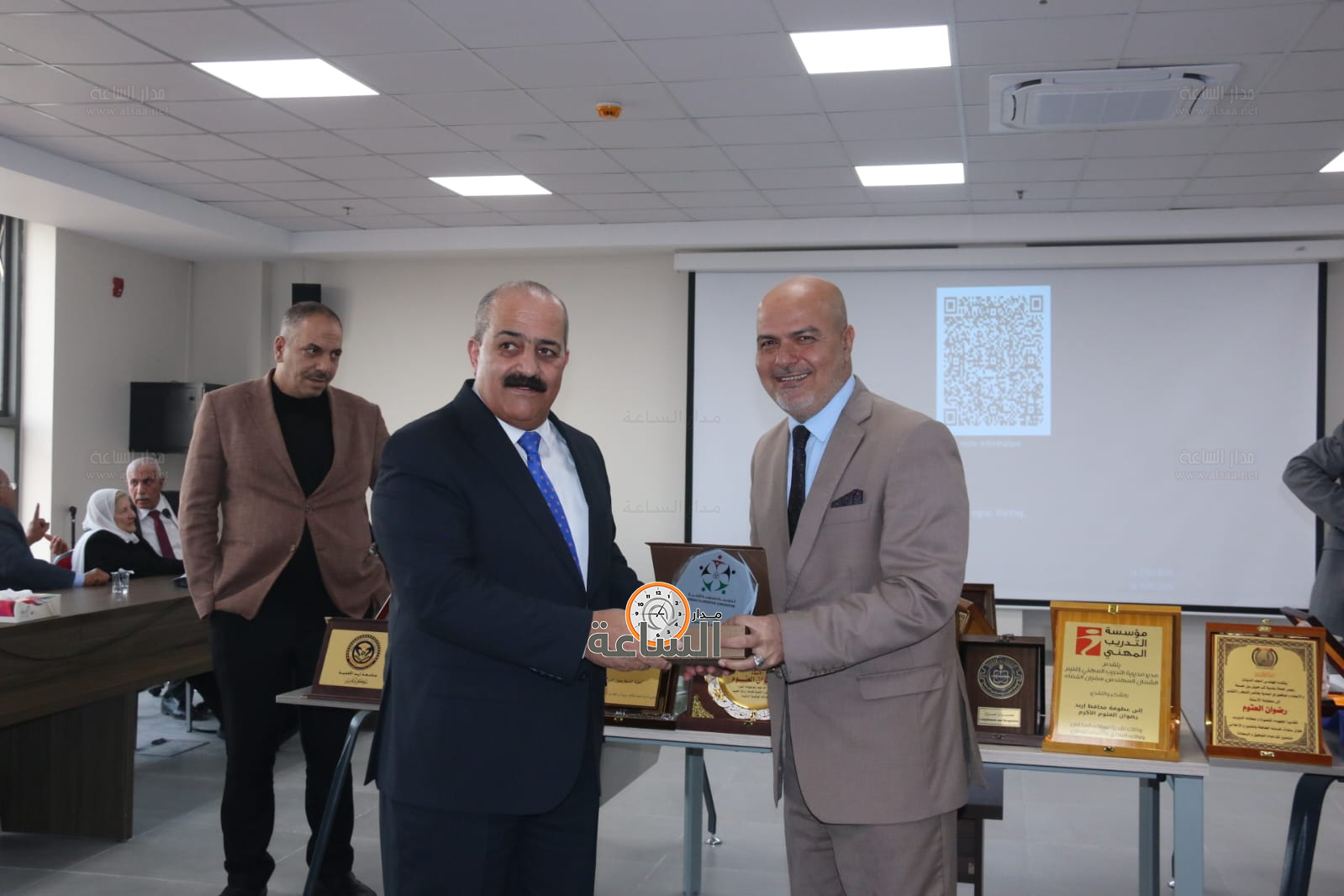 Madar Al-Saa Images 0.02063009852648079