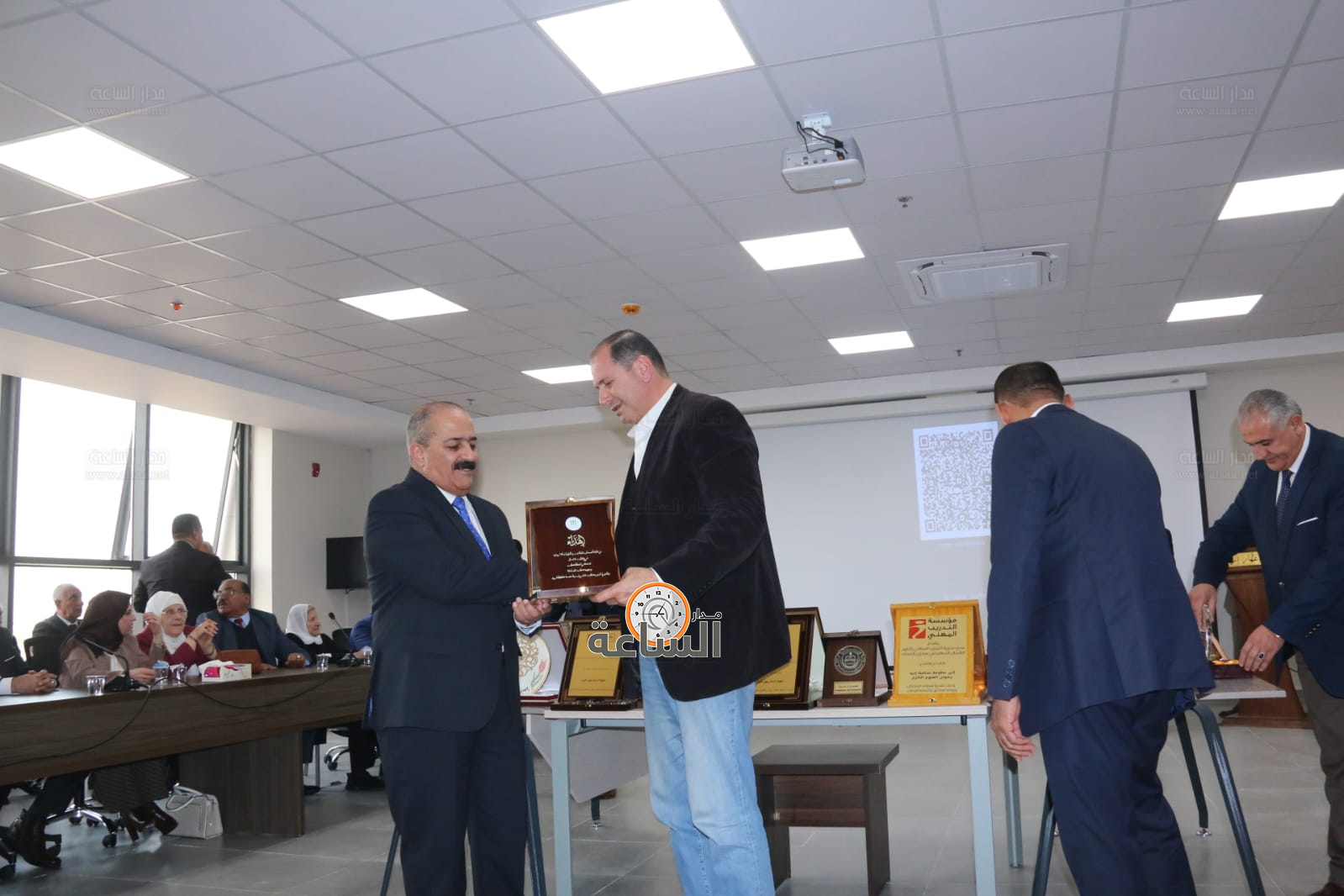 Madar Al-Saa Images 0.42259731969165903