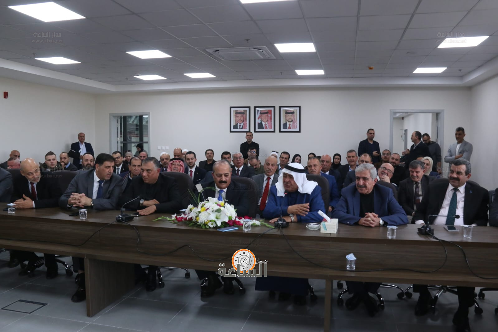 Madar Al-Saa Images 0.12419264270322805