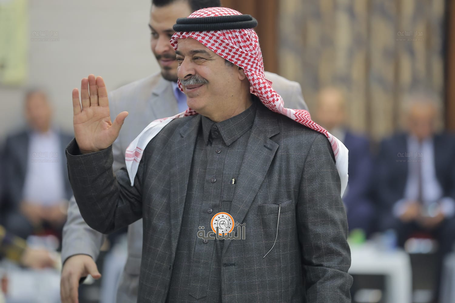 Madar Al-Saa Images 0.4495052550932005