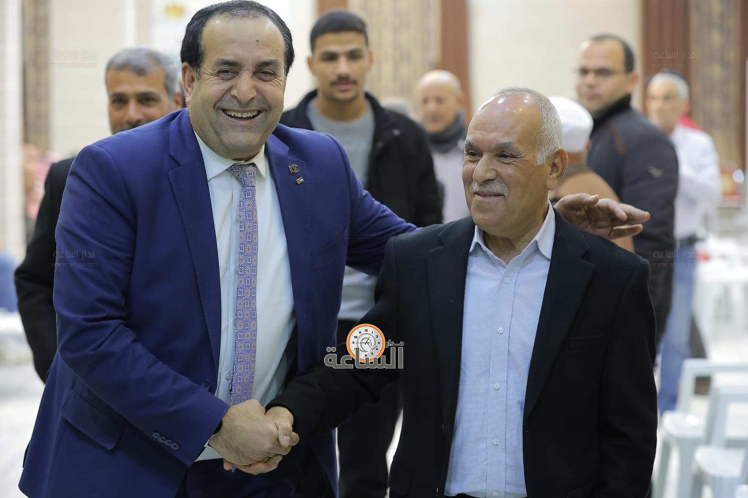 Madar Al-Saa Images 0.7379150395554608