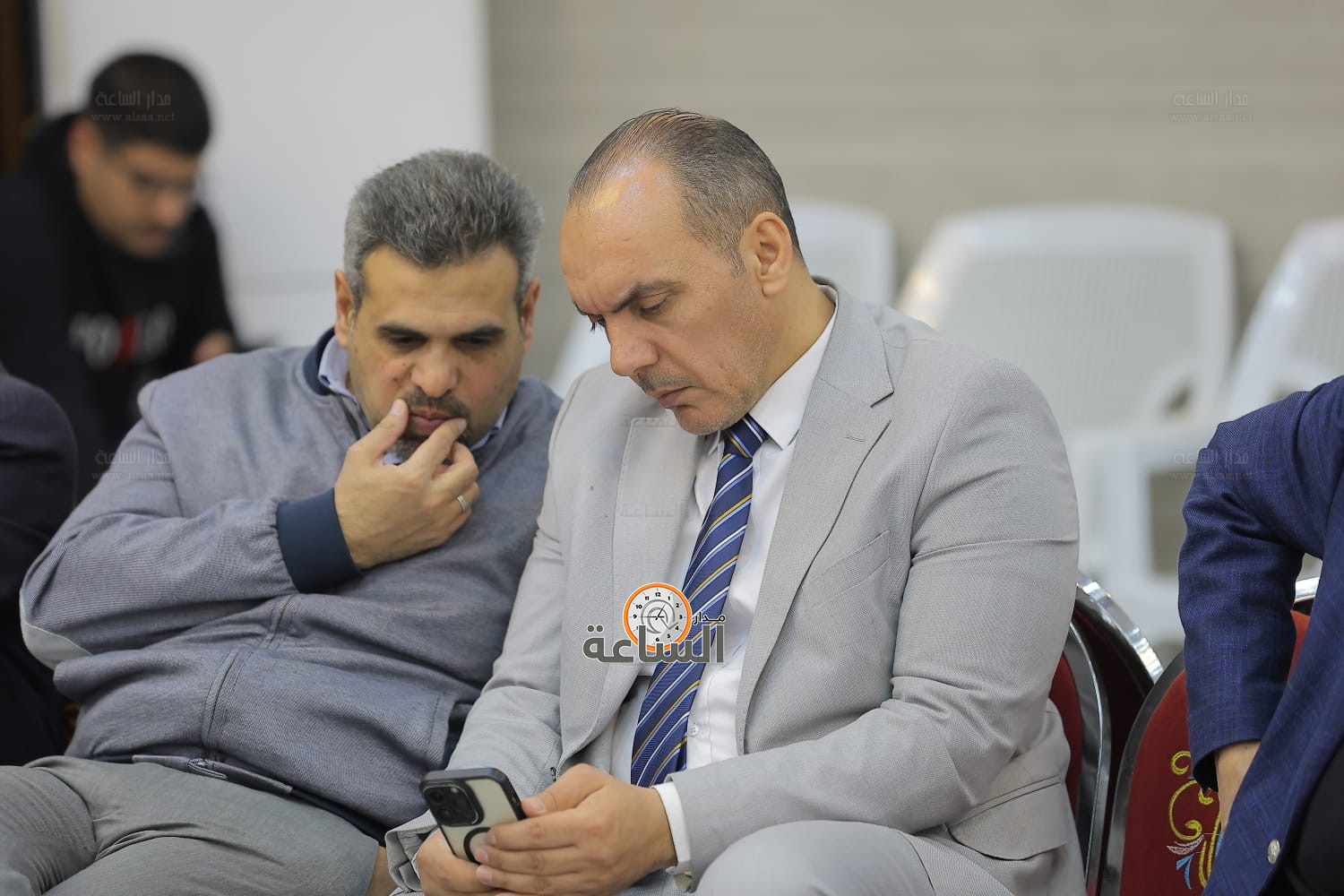 Madar Al-Saa Images 0.3538602043513749