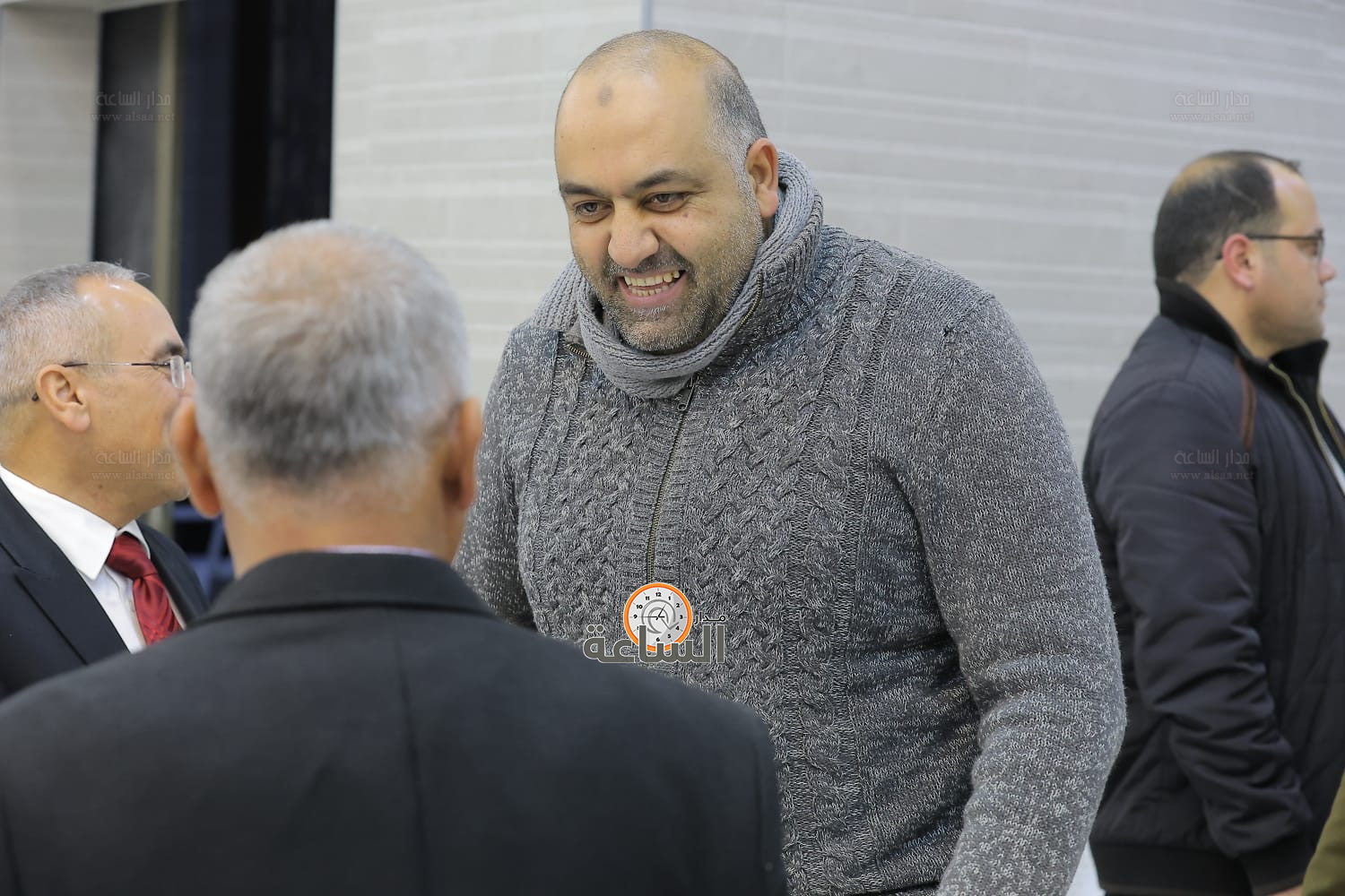 Madar Al-Saa Images 0.18300680466292452