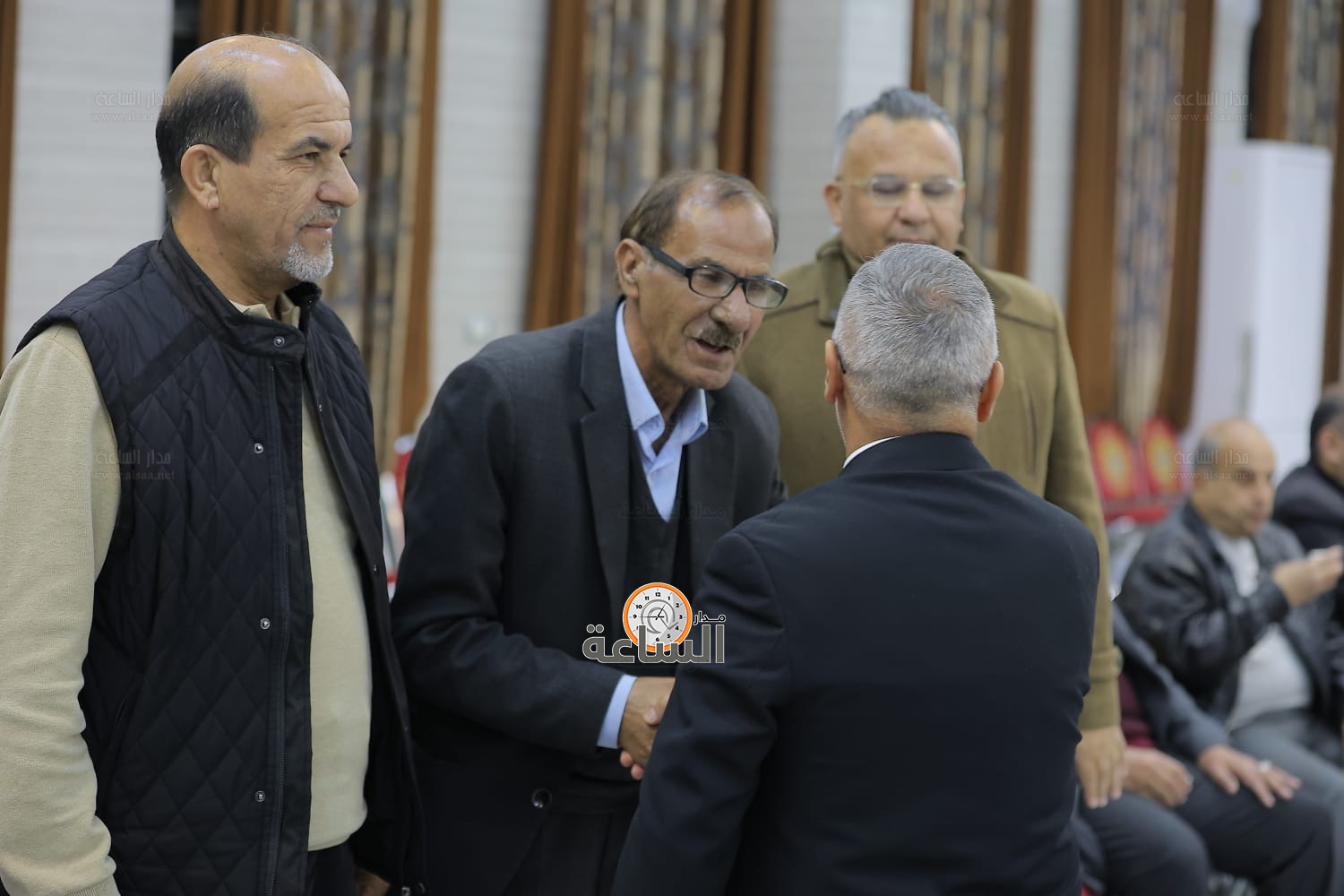 Madar Al-Saa Images 0.927868289134658