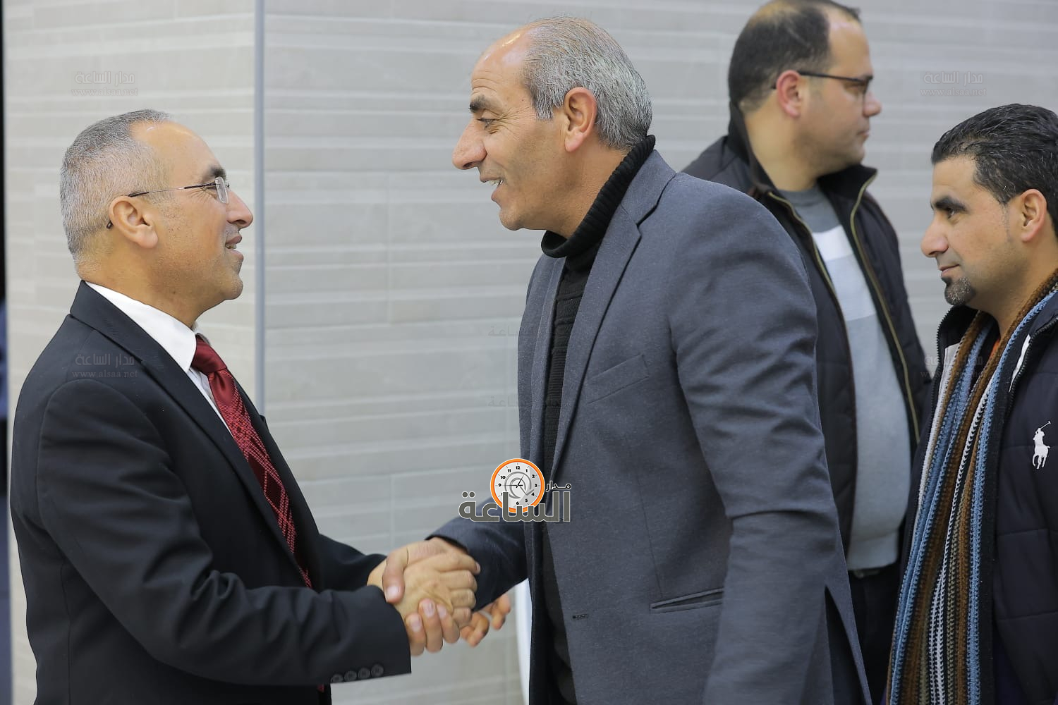 Madar Al-Saa Images 0.9016194709750316