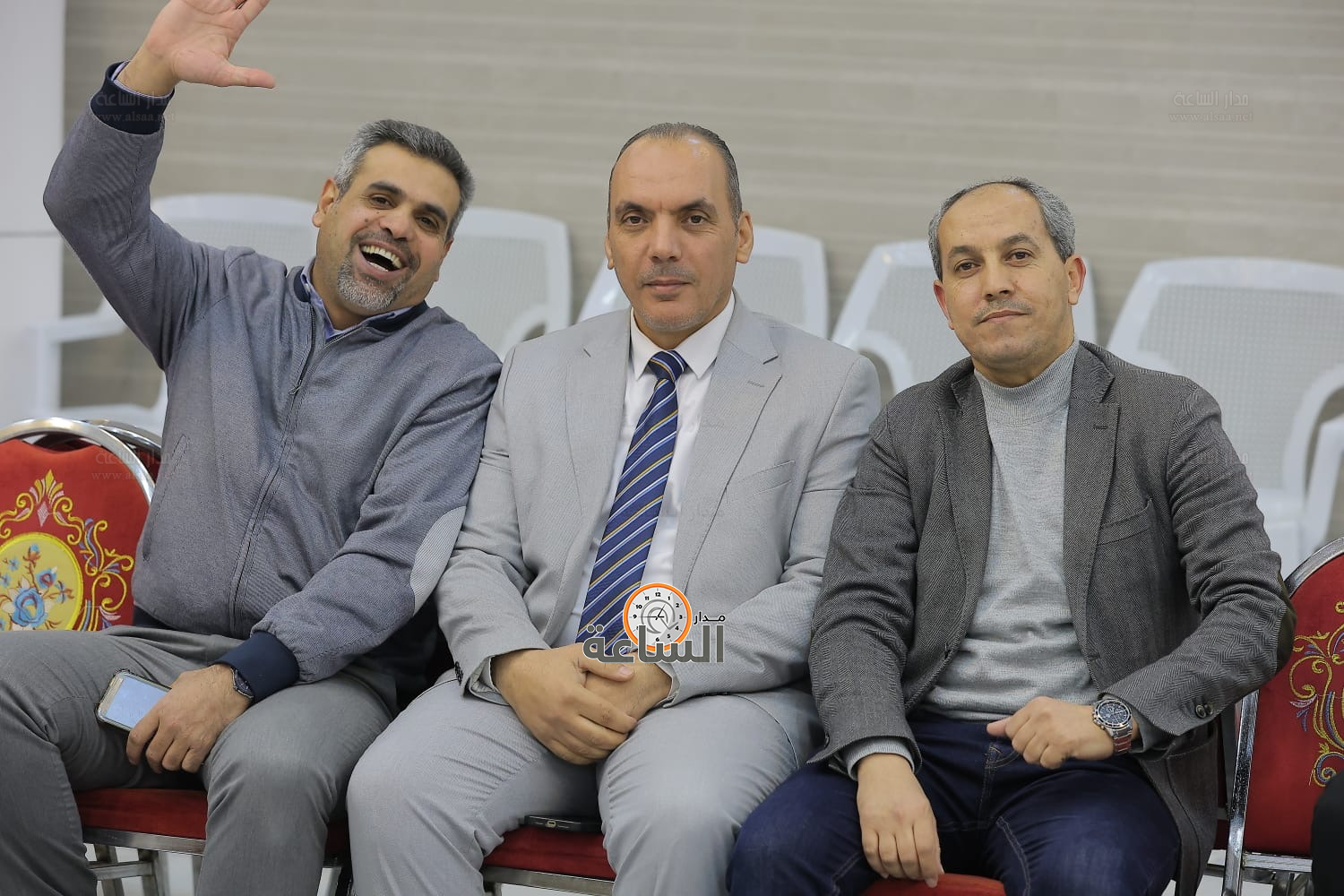 Madar Al-Saa Images 0.43178086390809345