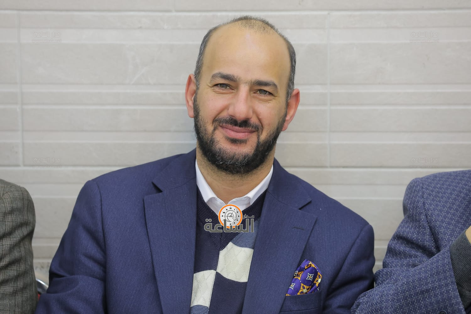 Madar Al-Saa Images 0.4349556426489226