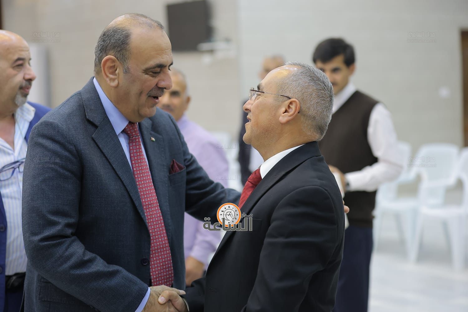 Madar Al-Saa Images 0.7862230850711409