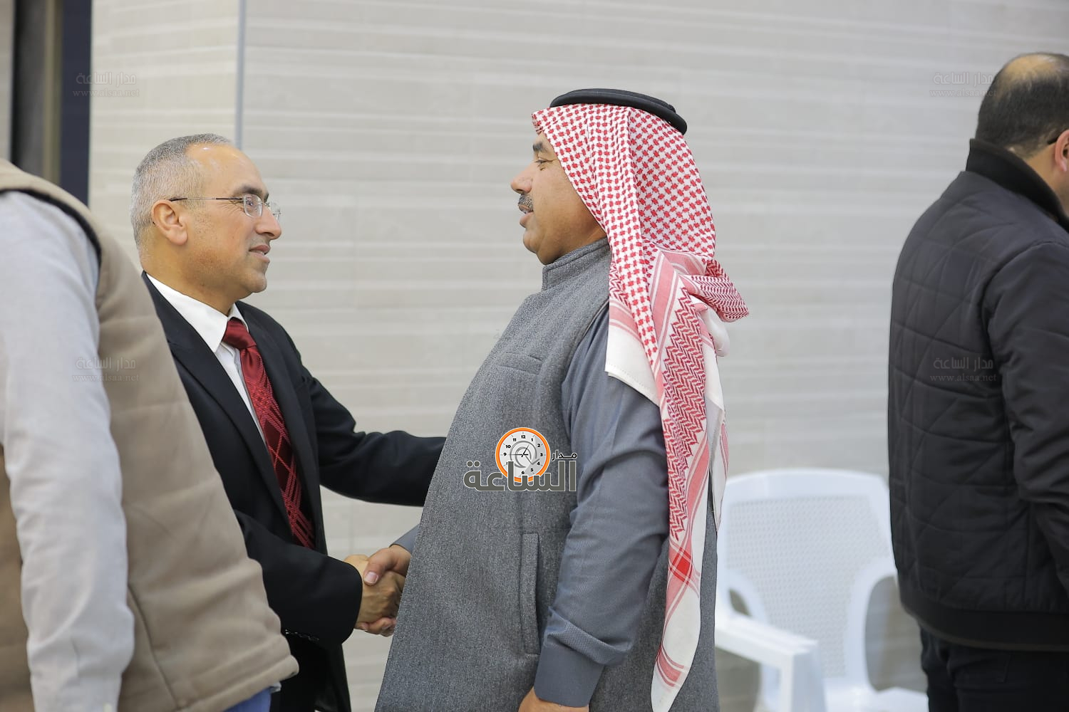 Madar Al-Saa Images 0.6979287303082705