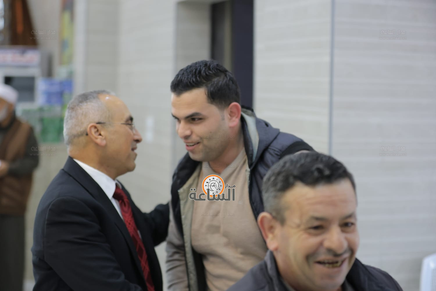 Madar Al-Saa Images 0.5385056539902545