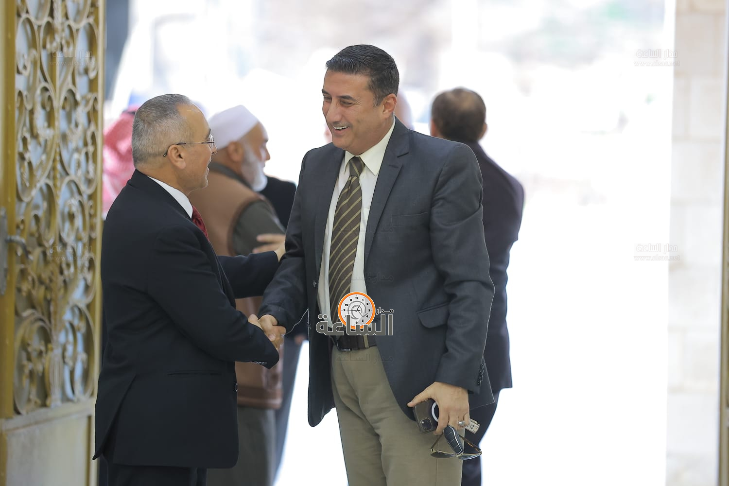 Madar Al-Saa Images 0.4586743098904176