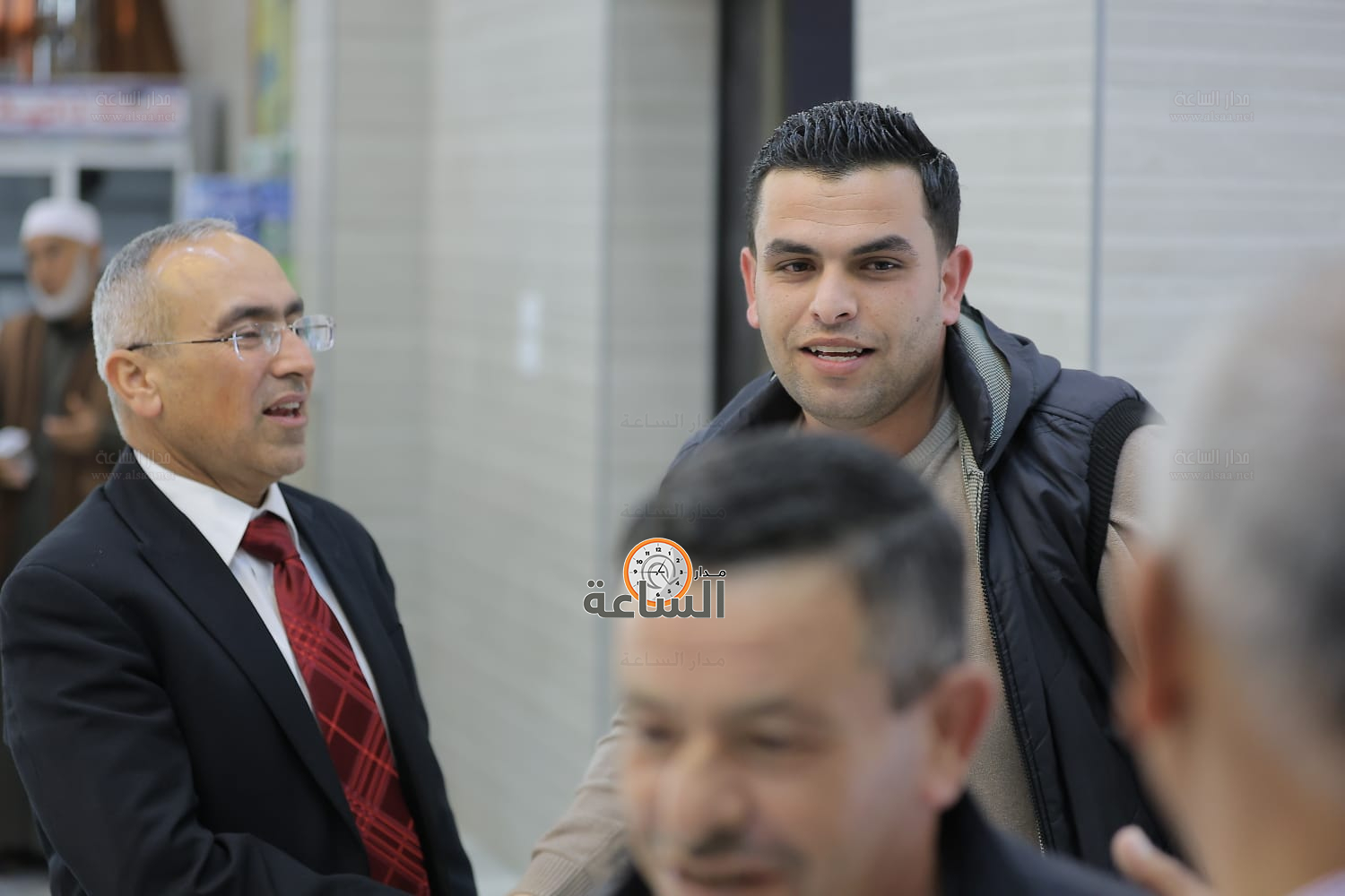 Madar Al-Saa Images 0.7869873292658639