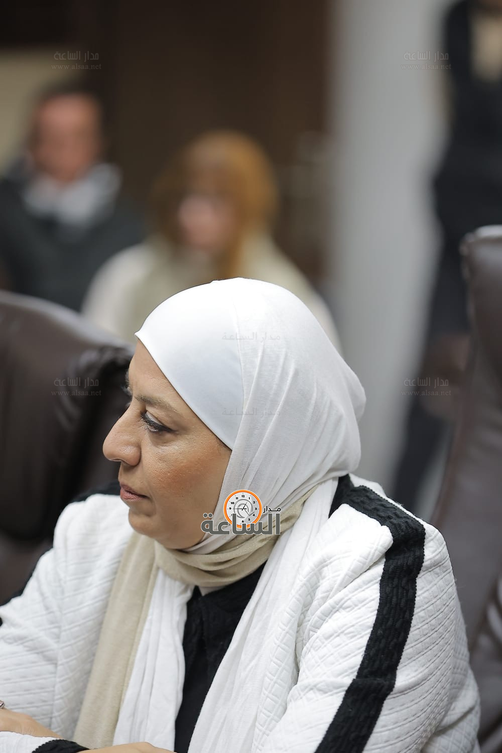 Madar Al-Saa Images 0.43967660850014745