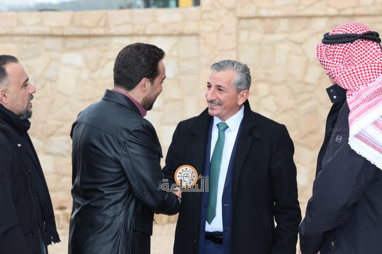 Madar Al-Saa Images 0.4189706220646593