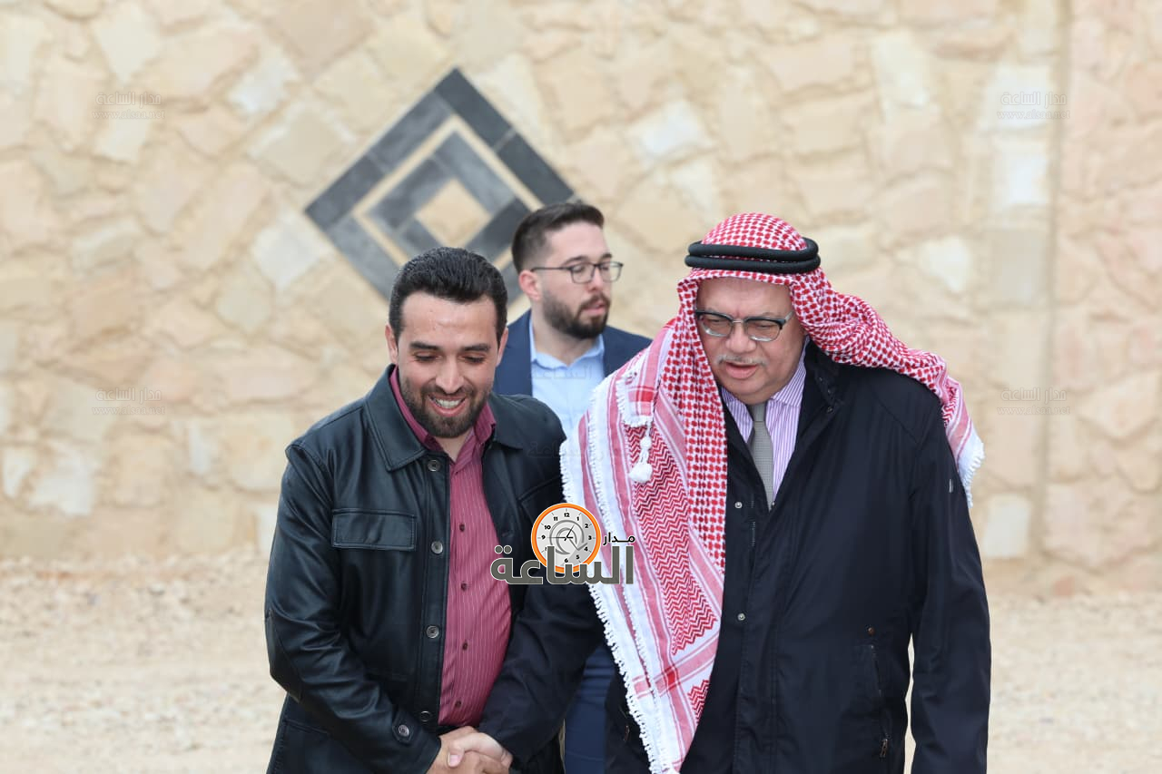 Madar Al-Saa Images 0.005505693528590649