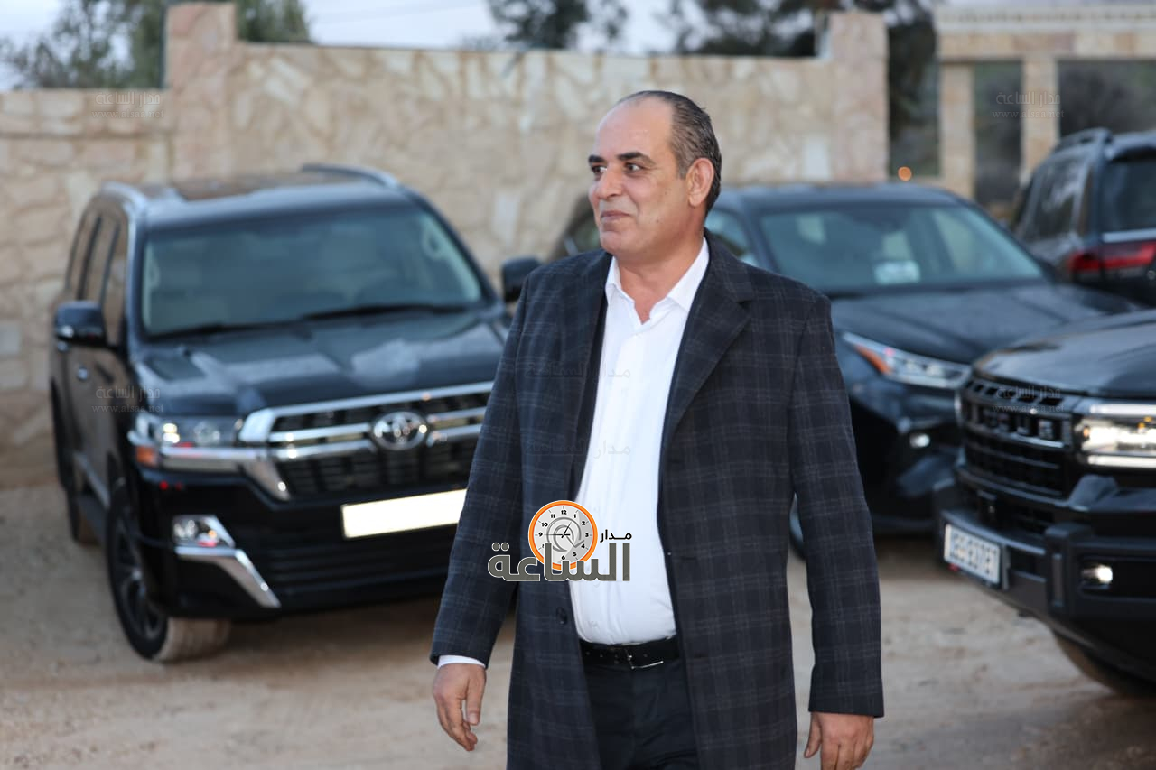 Madar Al-Saa Images 0.7788985623698086