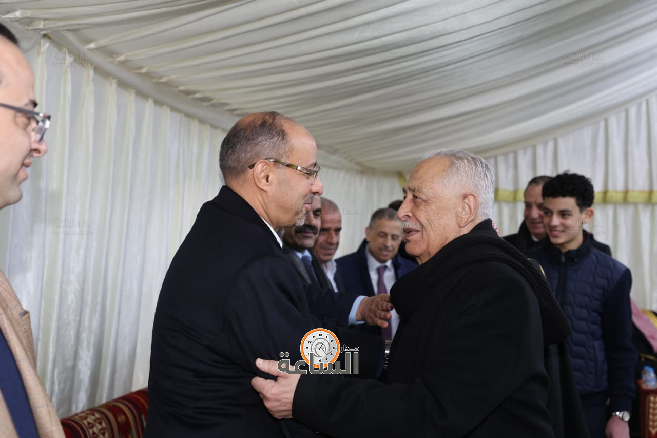 Madar Al-Saa Images 0.10238058015252838