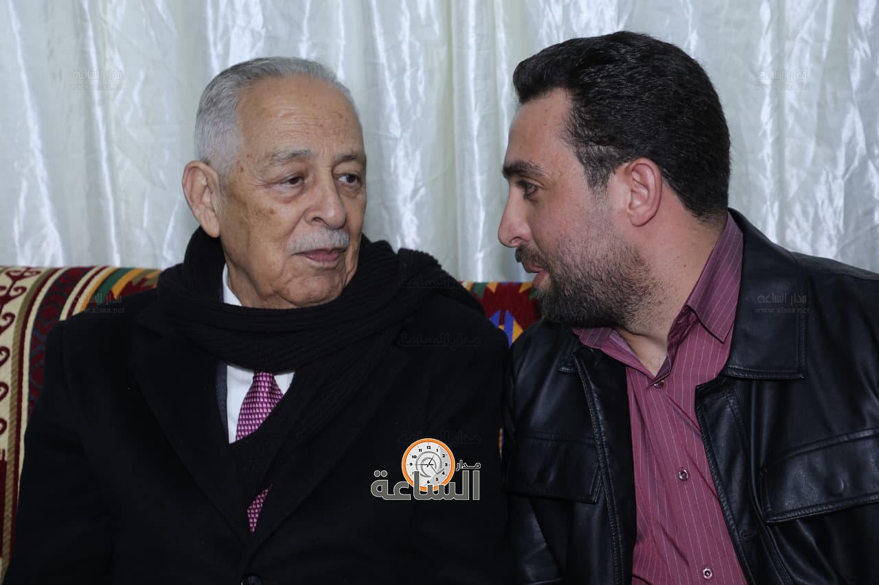 Madar Al-Saa Images 0.837398398940557