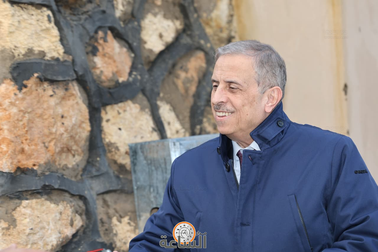 Madar Al-Saa Images 0.9867481464988018