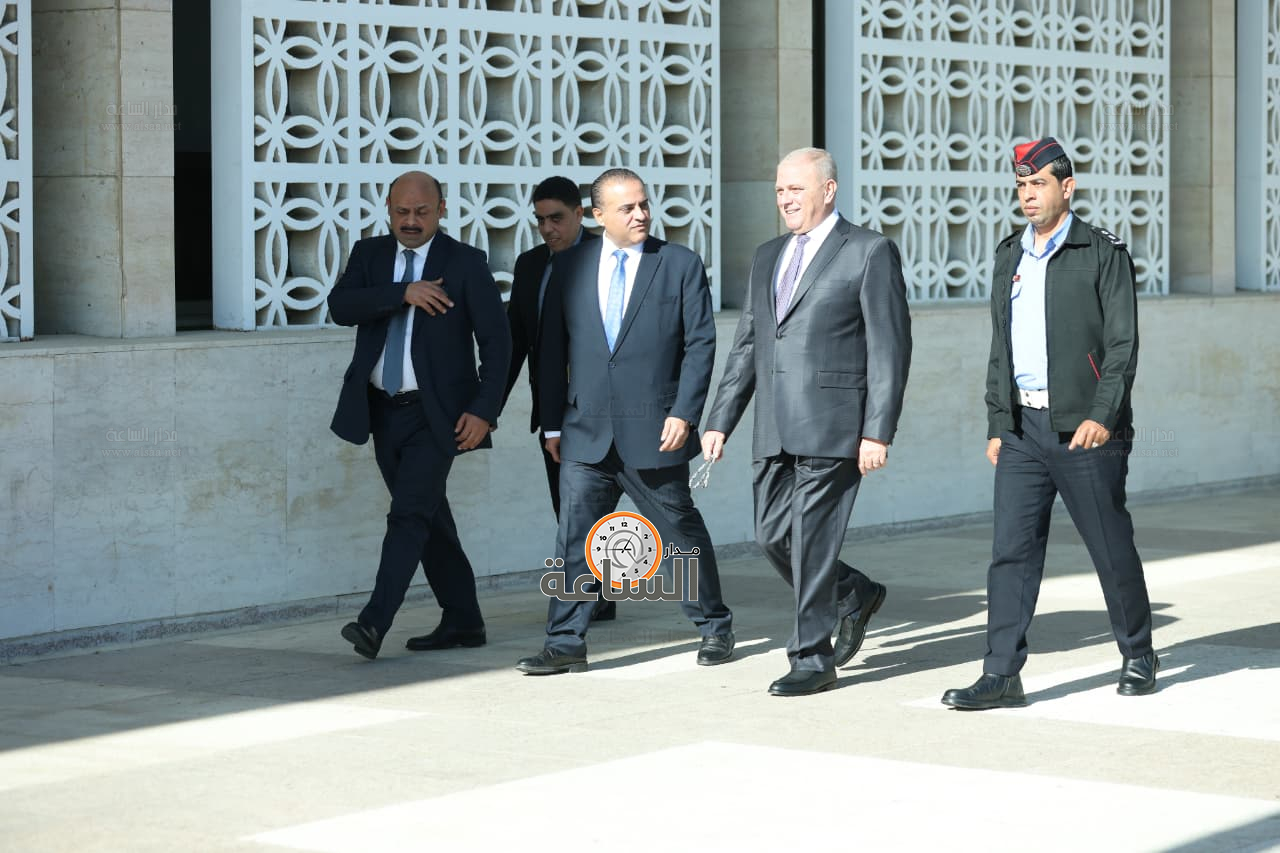 Madar Al-Saa Images 0.7632667651233332