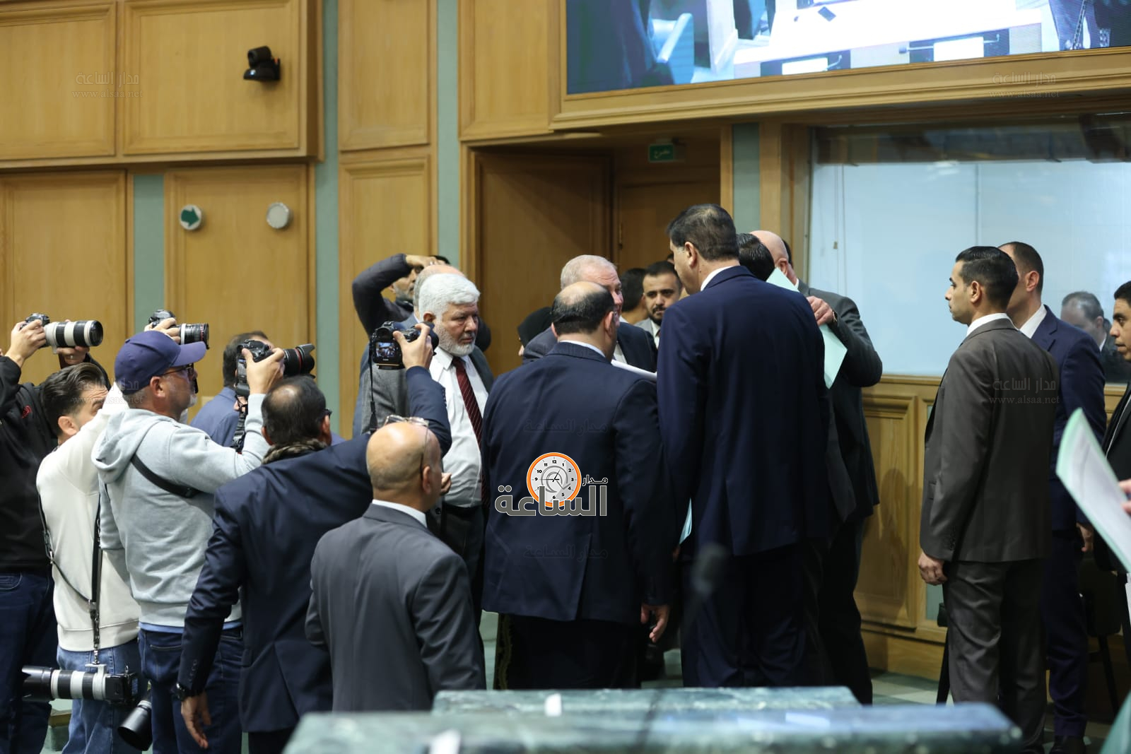 Madar Al-Saa Images 0.7405537013615835