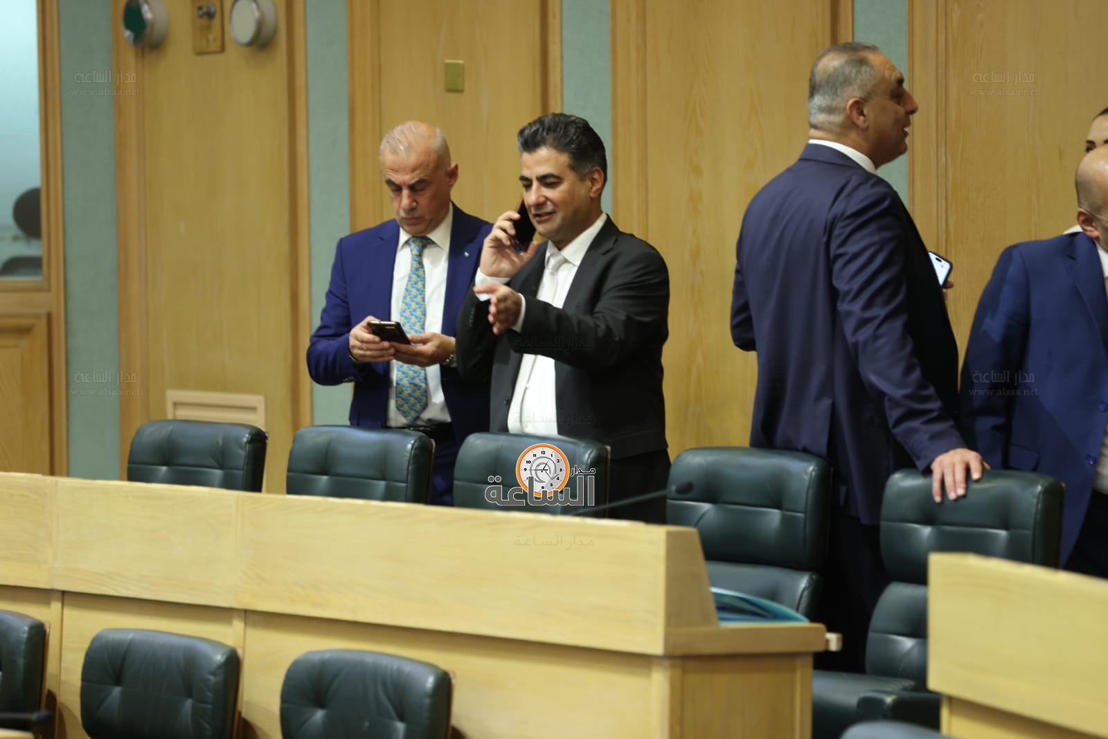 Madar Al-Saa Images 0.9449578183359189