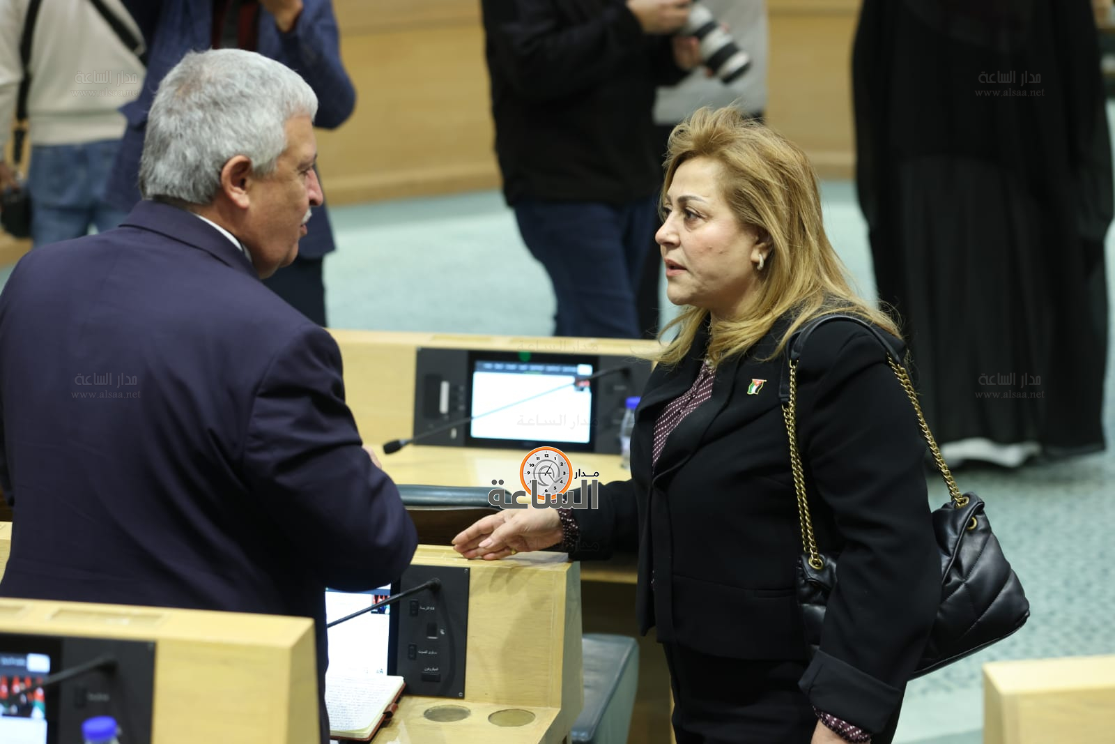 Madar Al-Saa Images 0.9244978263437645