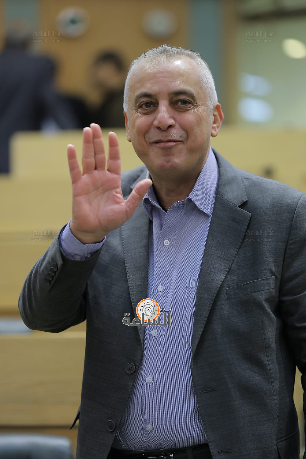 Madar Al-Saa Images 0.8138170833120605