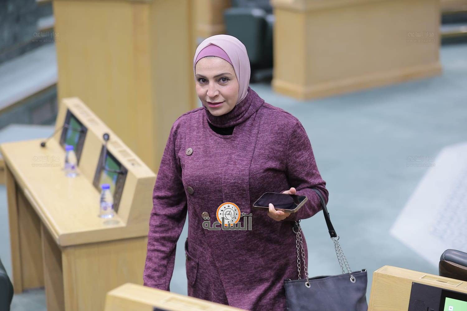 Madar Al-Saa Images 0.4528678220785384