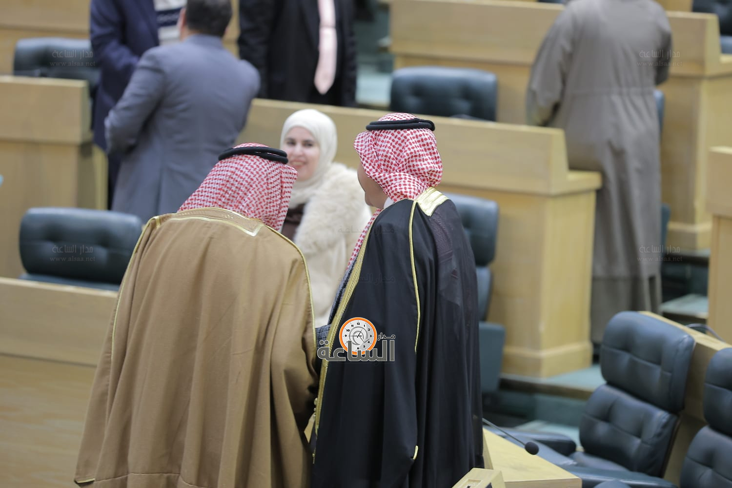 Madar Al-Saa Images 0.5419480022337876