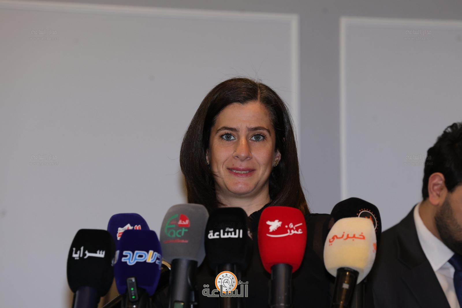 Madar Al-Saa Images 0.4559174346501139