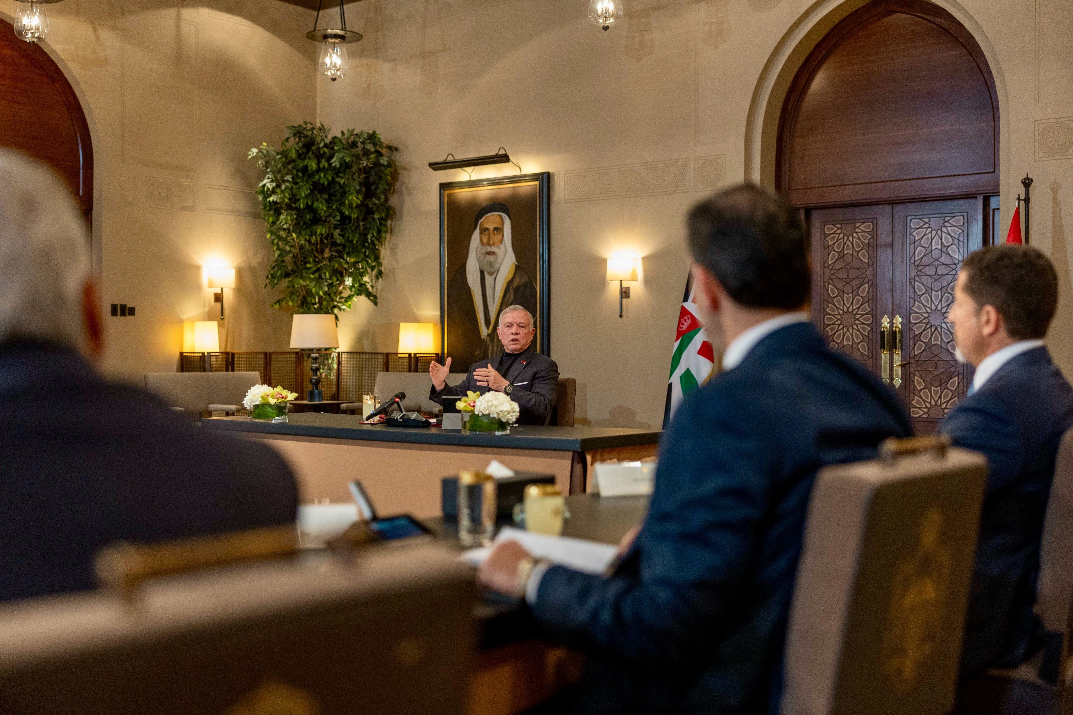 Madar Al-Saa Images 0.48868204354381284