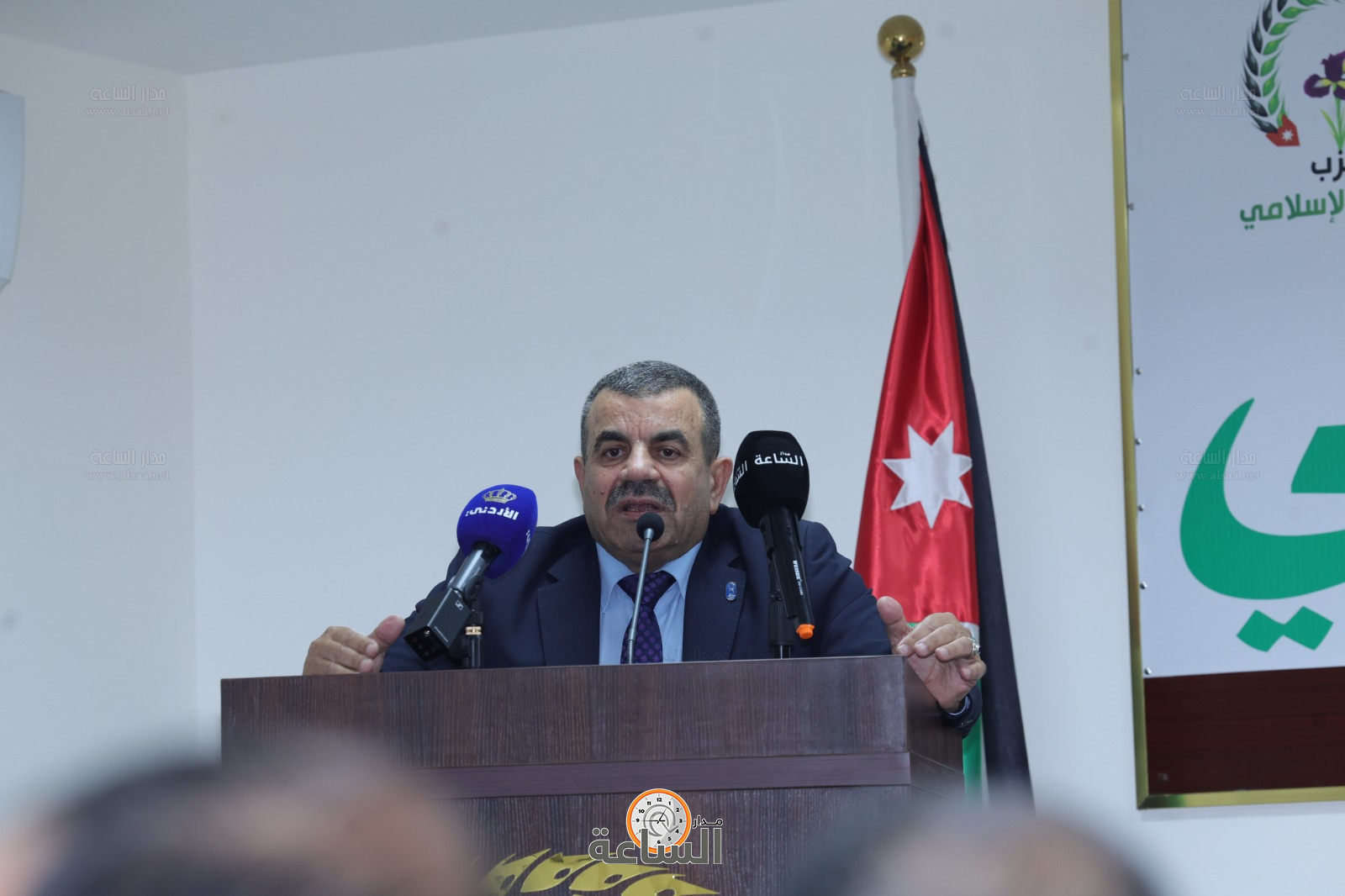 Madar Al-Saa Images 0.5078667510191143