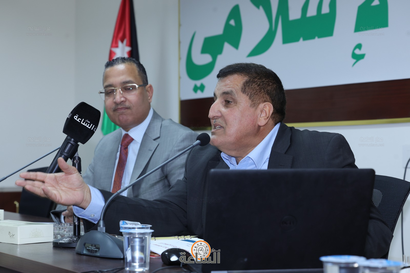 Madar Al-Saa Images 0.5463615859397647