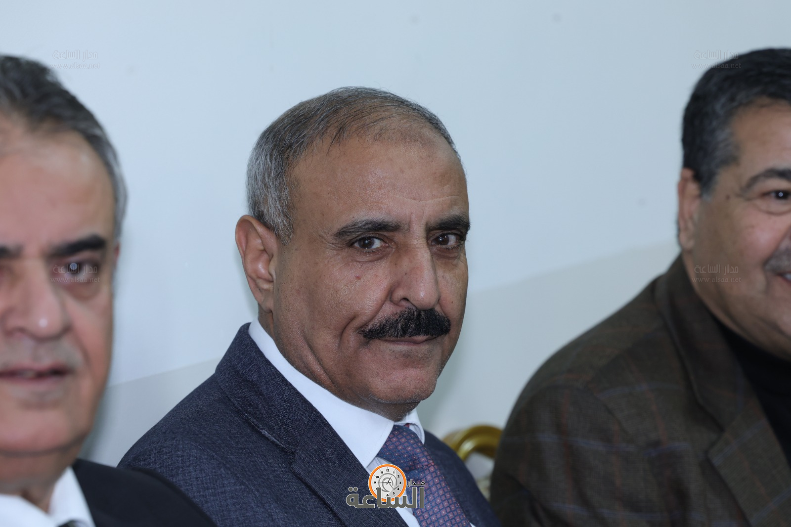 Madar Al-Saa Images 0.4879778677046387