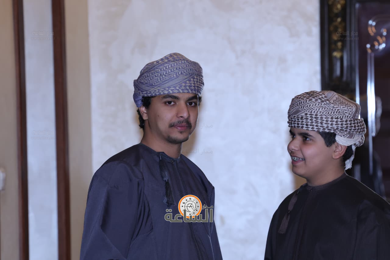 Madar Al-Saa Images 0.6402911443302661